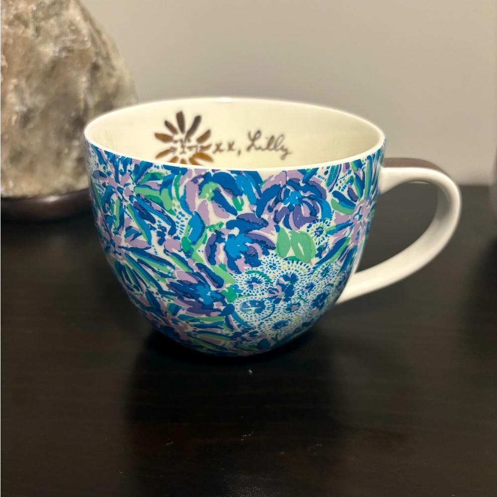 LILLY PULITZER mug
